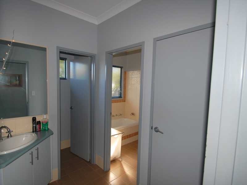 8 Flying Fox Avenue, Broome WA 6725