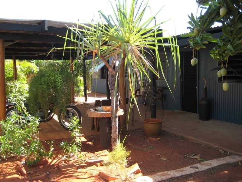 8 ABC Frewer Avenue, Broome WA 6725