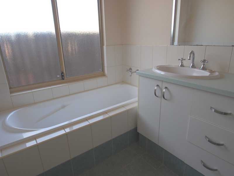 3 Honeyeater Loop, Broome WA 6725