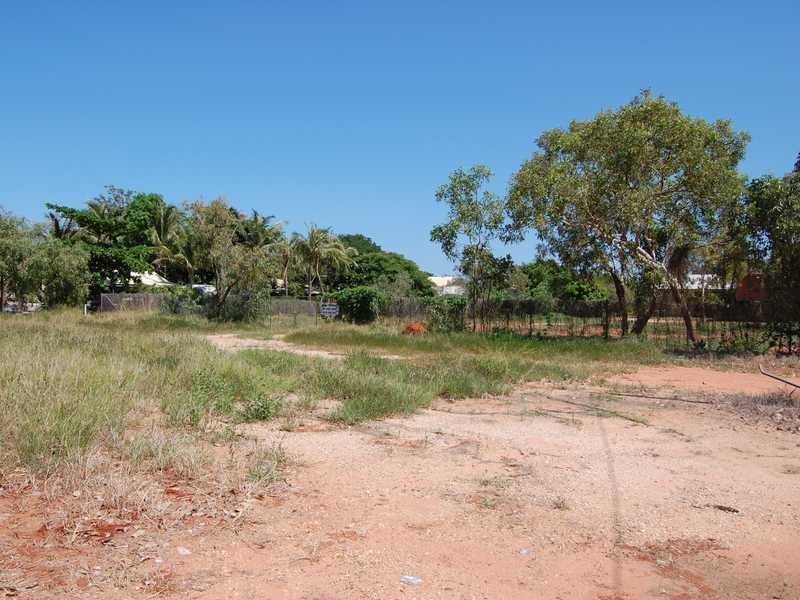 24 PEMBROKE ROAD, Broome WA 6725
