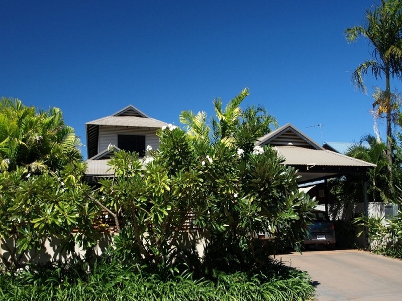 2 GOLDIE COURT CABLE BEACH, Broome WA 6725