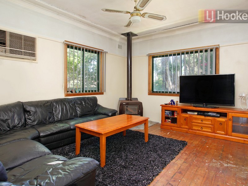 43 Great Western Highway, Oxley Park NSW 2760