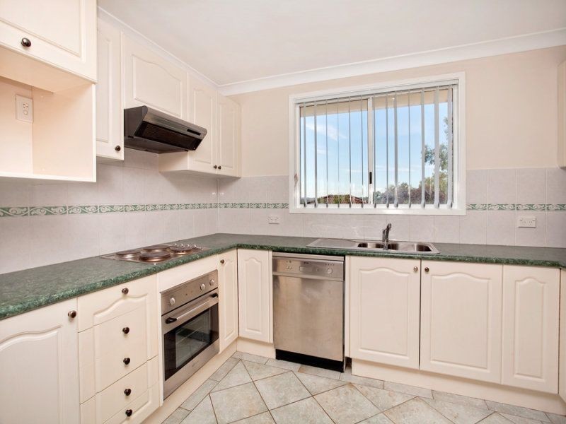 2 Kyleanne Street, Dean Park NSW 2761