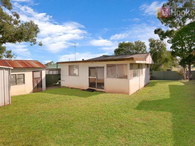 11 Pembroke Street, Blacktown NSW 2148