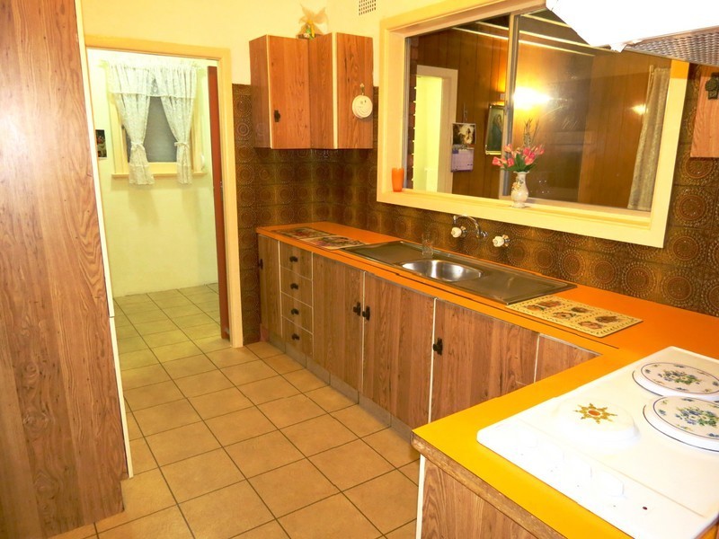 6 Hilltop Avenue, Blacktown NSW 2148