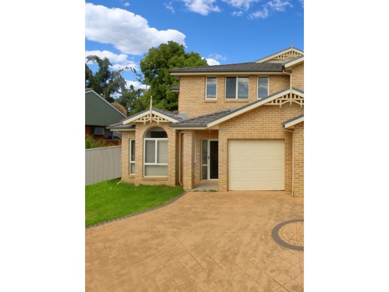27 Reservoir Road, Blacktown NSW 2148