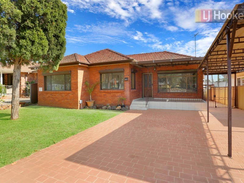 16 Kirkman Road, Blacktown NSW 2148