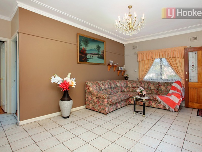 36 Dan Avenue, Blacktown NSW 2148