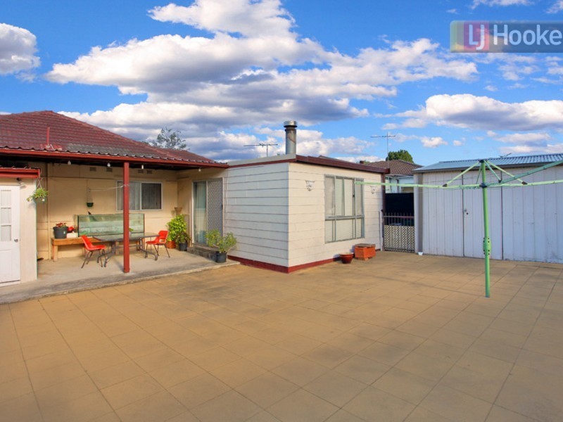 36 Dan Avenue, Blacktown NSW 2148