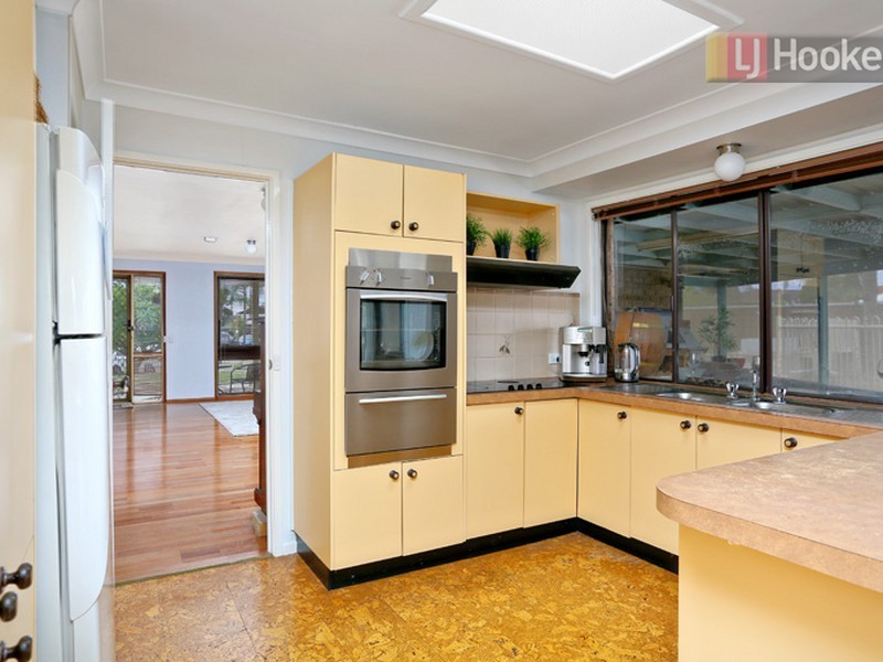 27 Darrell Place, Oakhurst NSW 2761