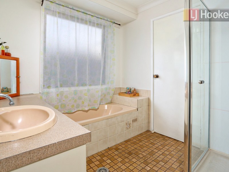 27 Darrell Place, Oakhurst NSW 2761