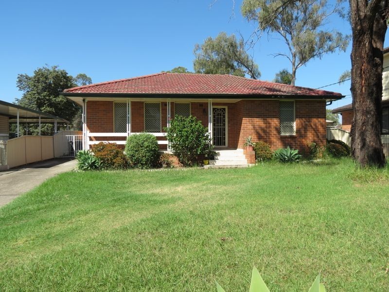 31 Parkes Crescent, Blackett NSW 2770