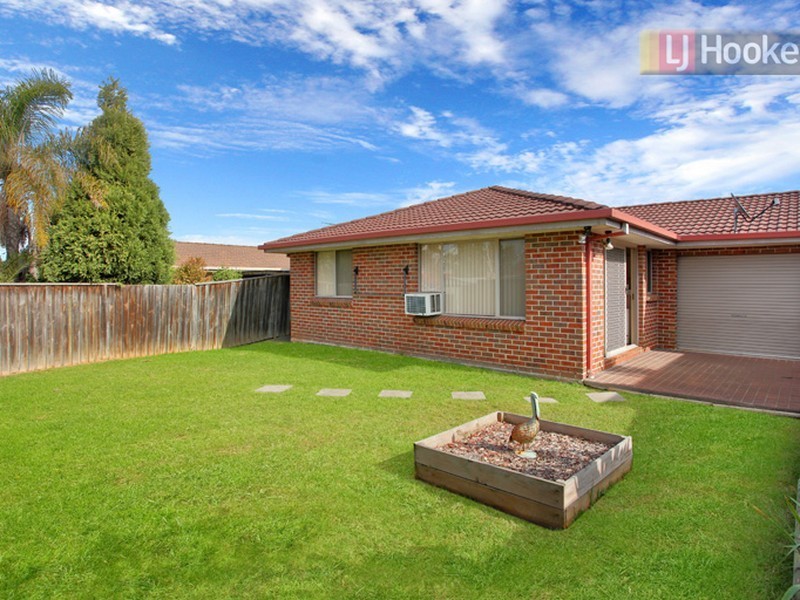 17 Millard Crescent, Plumpton NSW 2761
