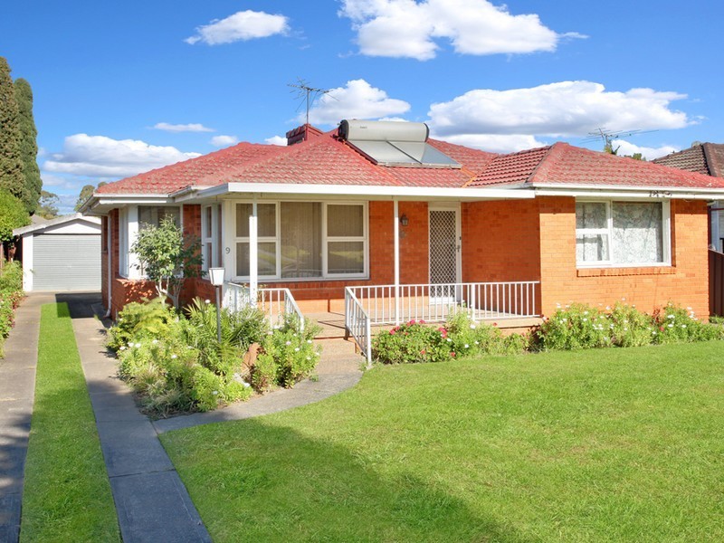 9 Bedivere Street, Blacktown NSW 2148