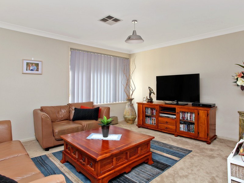 6a School Parade, Doonside NSW 2767