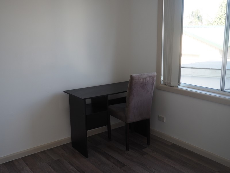 8 Hunter Street, Blacktown NSW 2148