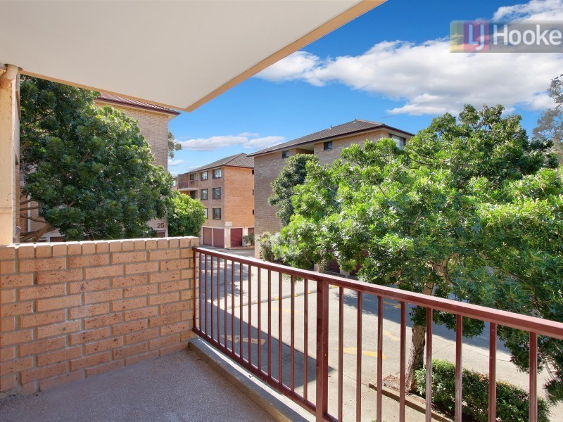 1/25 Mantaka Street, Blacktown NSW 2148