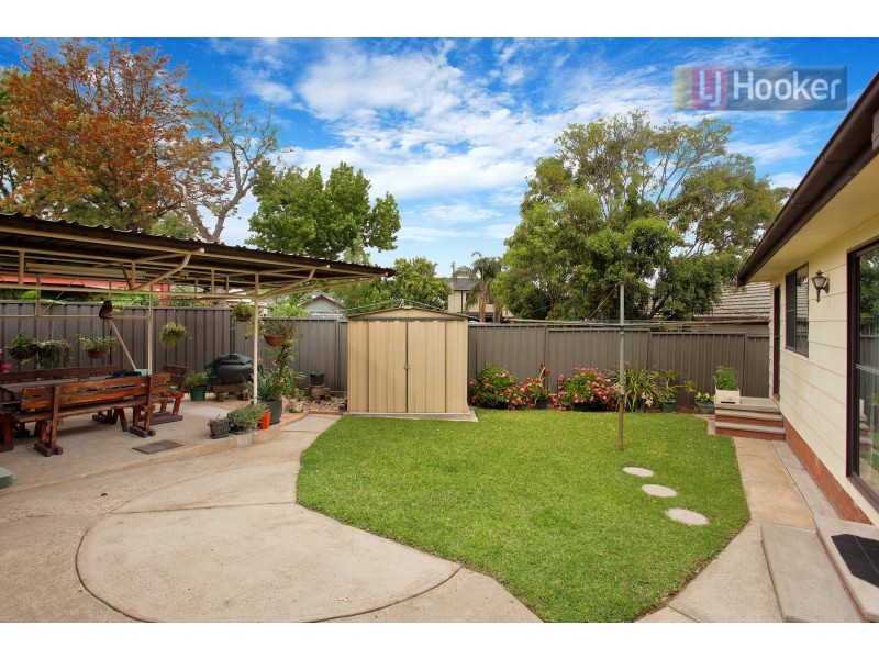 5 Vezey Place, Blacktown NSW 2148