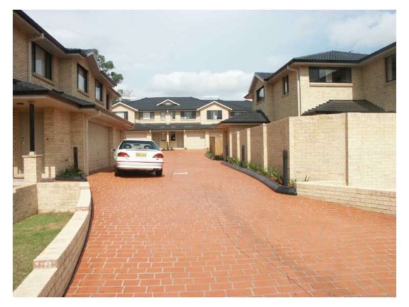 4/20-22 Carinya Street, Blacktown NSW 2148