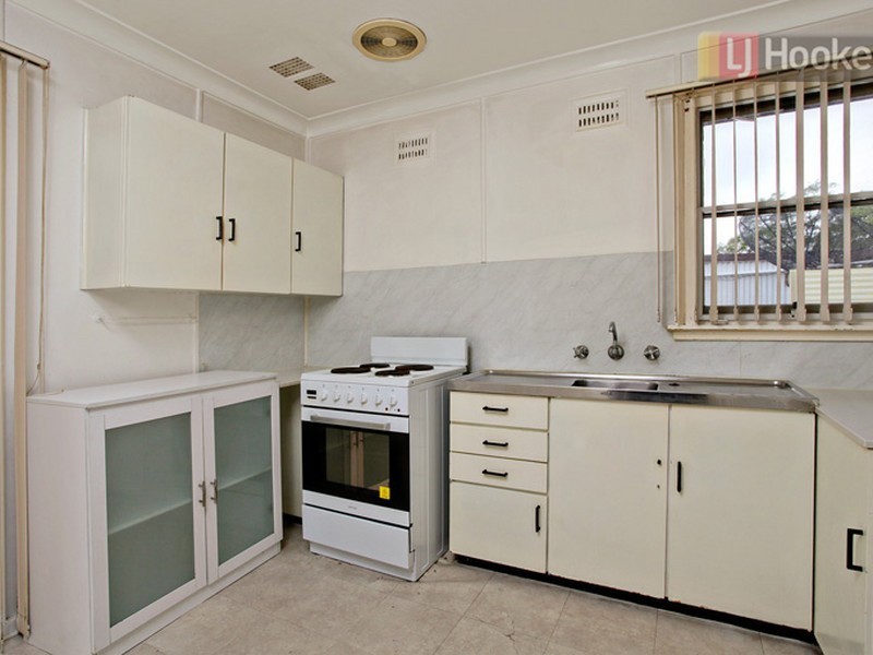 9 Hales Places, Blackett NSW 2770