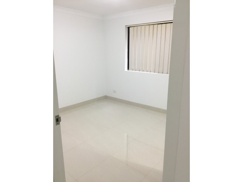 4/8-14 Oxford Street, Blacktown NSW 2148