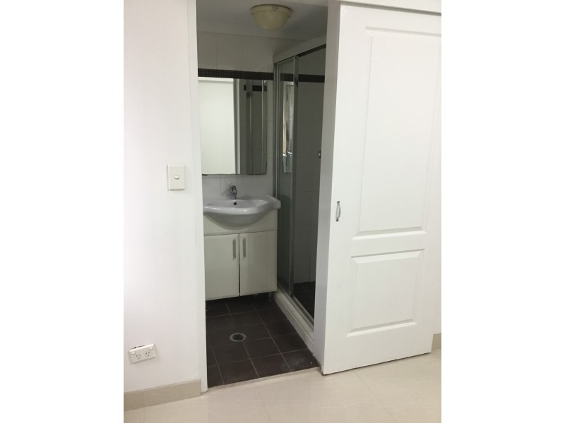 4/8-14 Oxford Street, Blacktown NSW 2148