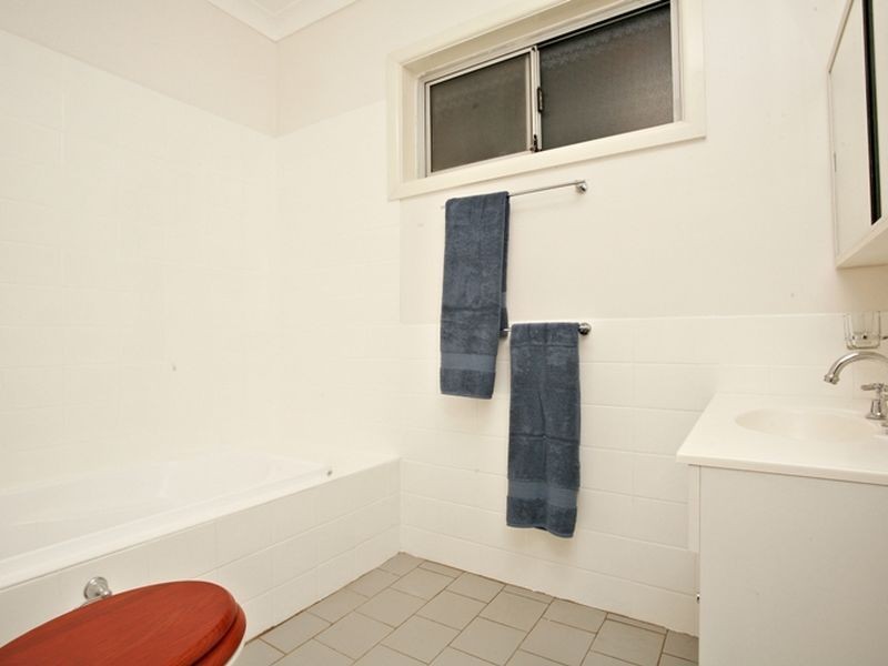 27 Julie Street, Blacktown NSW 2148