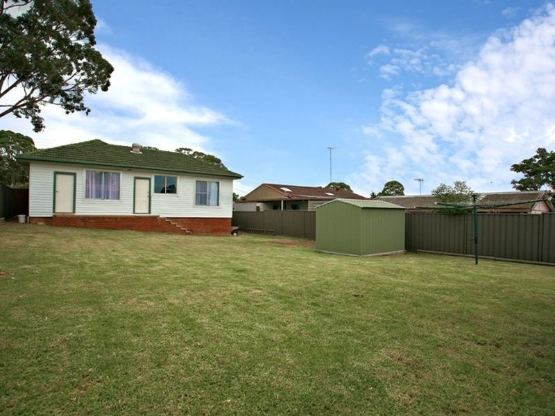 27 Julie Street, Blacktown NSW 2148