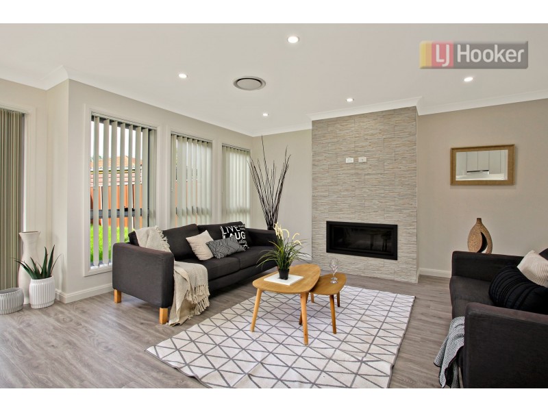 8 Daphne Place, Blacktown NSW 2148