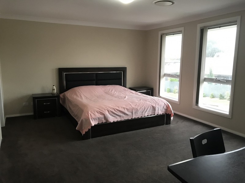 69 Saltbush Circuit, Ropes Crossing NSW 2760