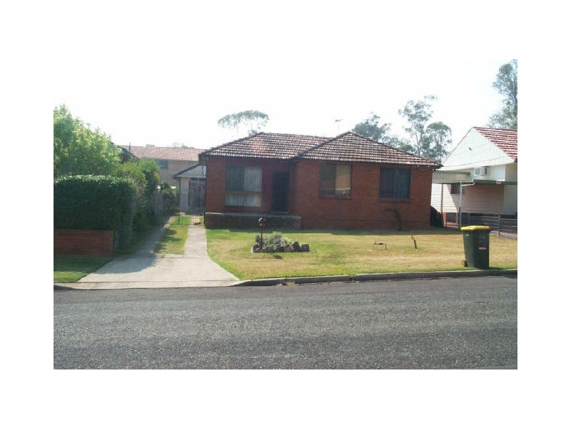 5 Woodside Avenue, Blacktown NSW 2148