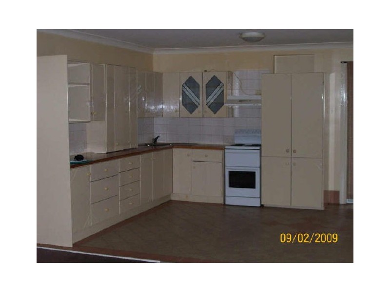 2/76 Barbara Blvd, Seven Hills NSW 2147