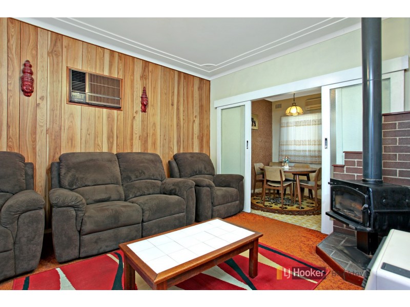 8 Girra Road, Blacktown NSW 2148