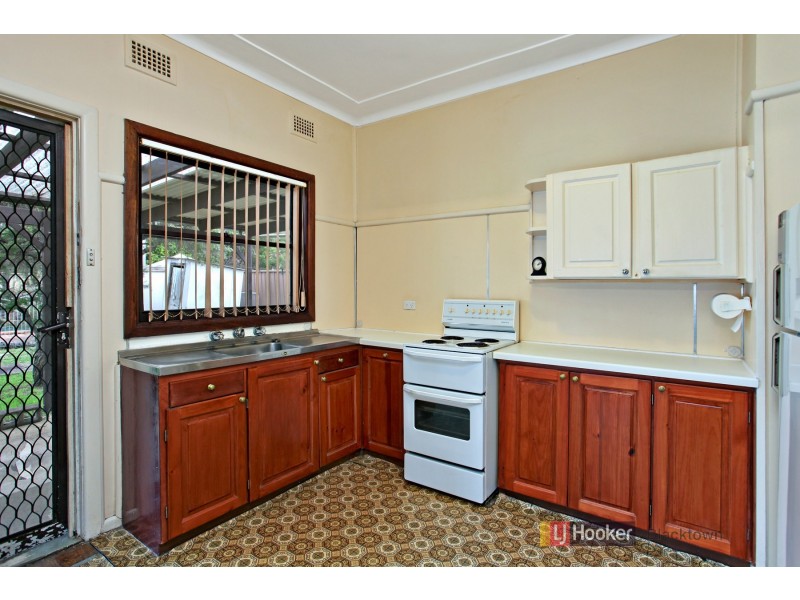 18 Monash Road, Blacktown NSW 2148