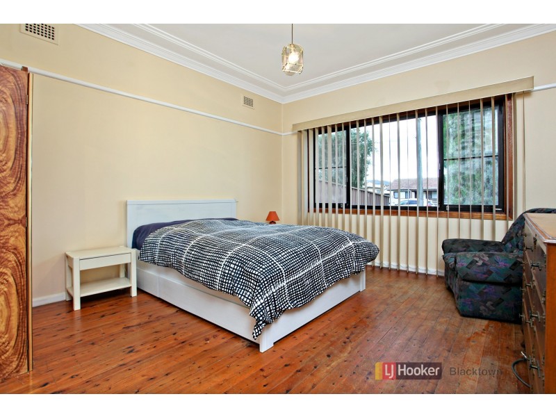 18 Monash Road, Blacktown NSW 2148