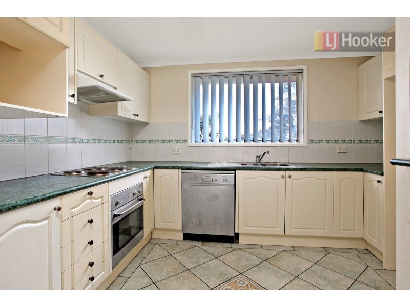 2 Kyleanne Place, Dean Park NSW 2761