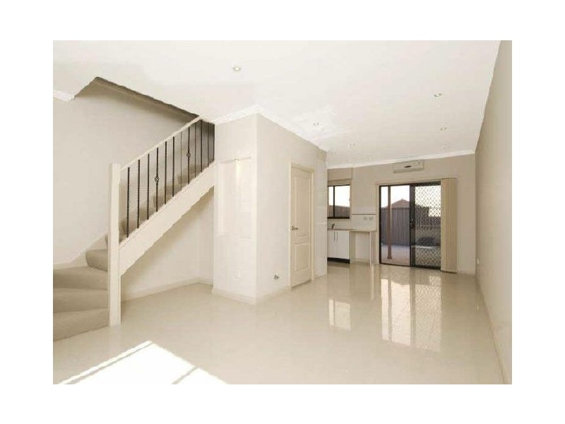 11/509 Wentworth Avenue, Toongabbie NSW 2146