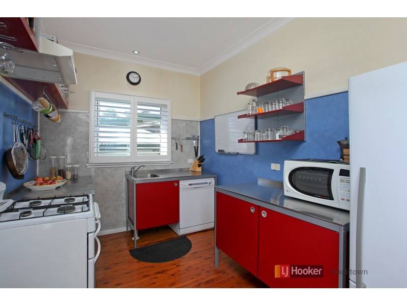 18 Adella Avenue, Blacktown NSW 2148