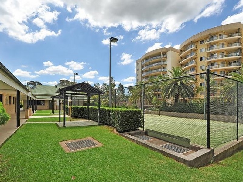 206/91B Bridge Road, Westmead NSW 2145