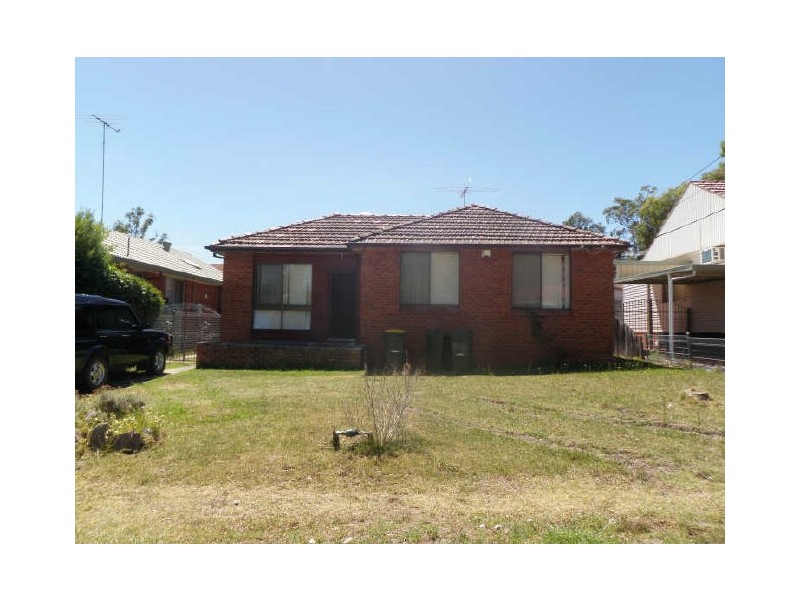 5 Woodside Avenue, Blacktown NSW 2148
