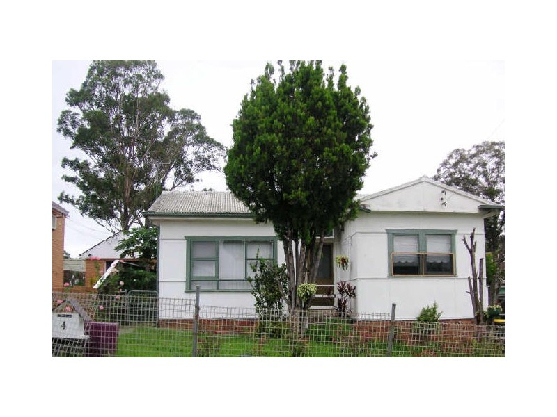 4 Bowral Street, Blacktown NSW 2148