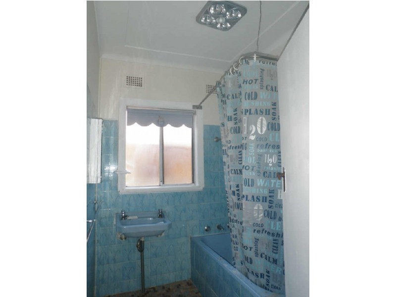 52 Kent Street, Blacktown NSW 2148