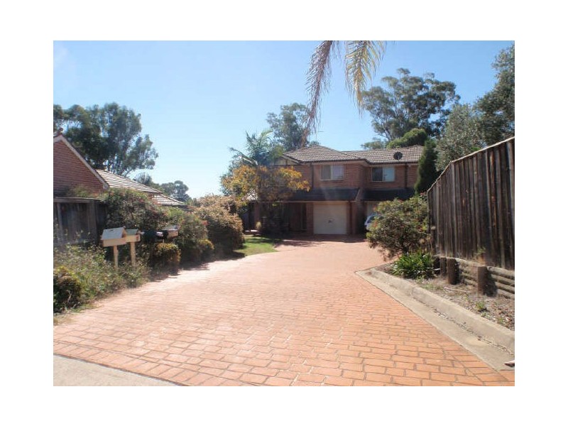 4 Dodds Place, Doonside NSW 2767