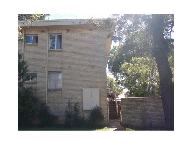 2/77A Bridge road, Westmead NSW 2145