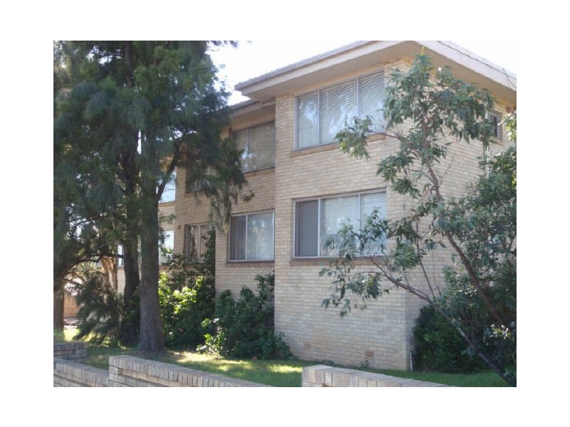 2/77A Bridge road, Westmead NSW 2145
