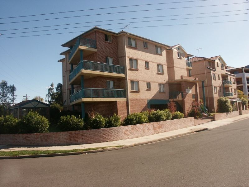 4/1 Boyd Street, Blacktown NSW 2148