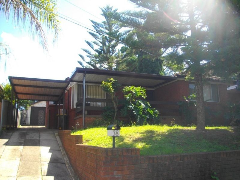 38 Lavinia Street, Seven Hills NSW 2147