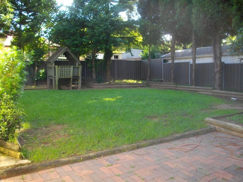 38 Lavinia Street, Seven Hills NSW 2147