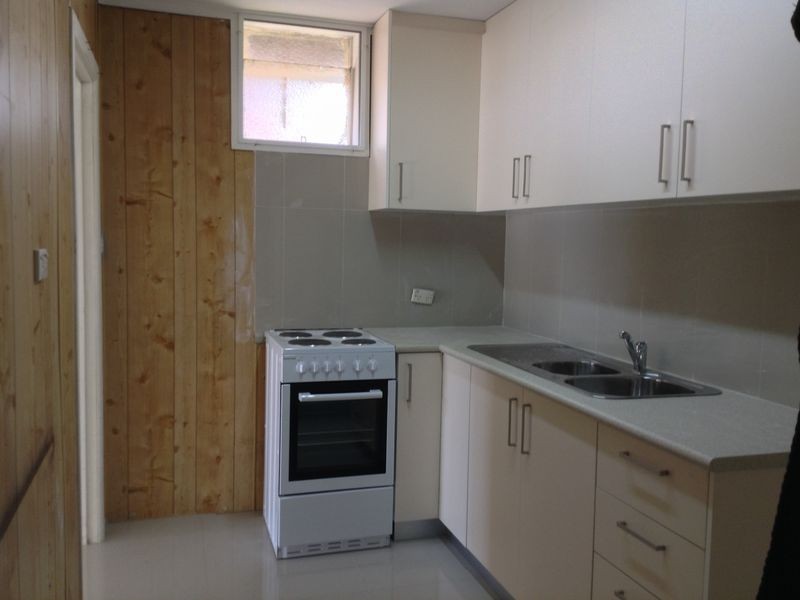 11 Kurrajong Crescent, Blacktown NSW 2148