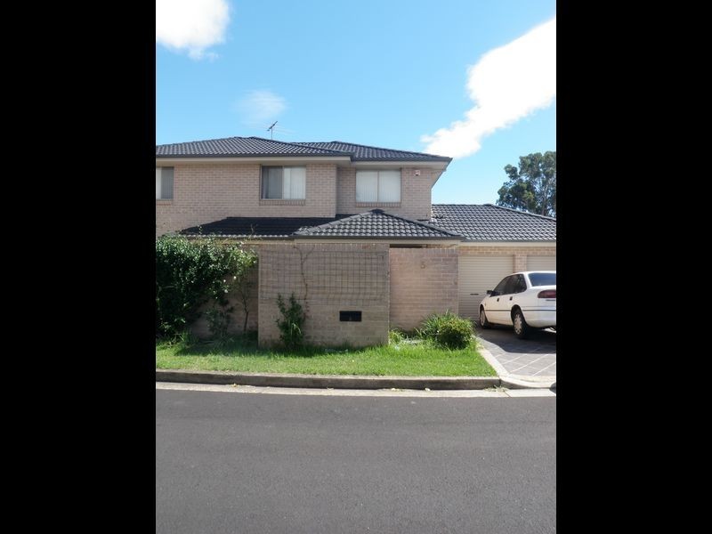 5 Mossfield Lane, Marayong NSW 2148